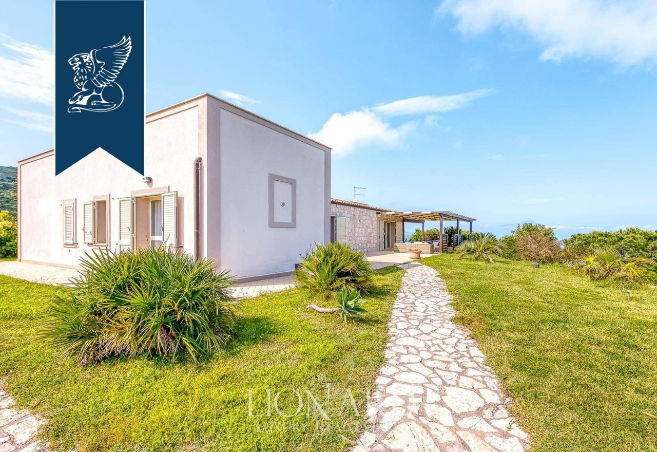 Вилла в Чефалу, Италия, 262 м² - фото 17