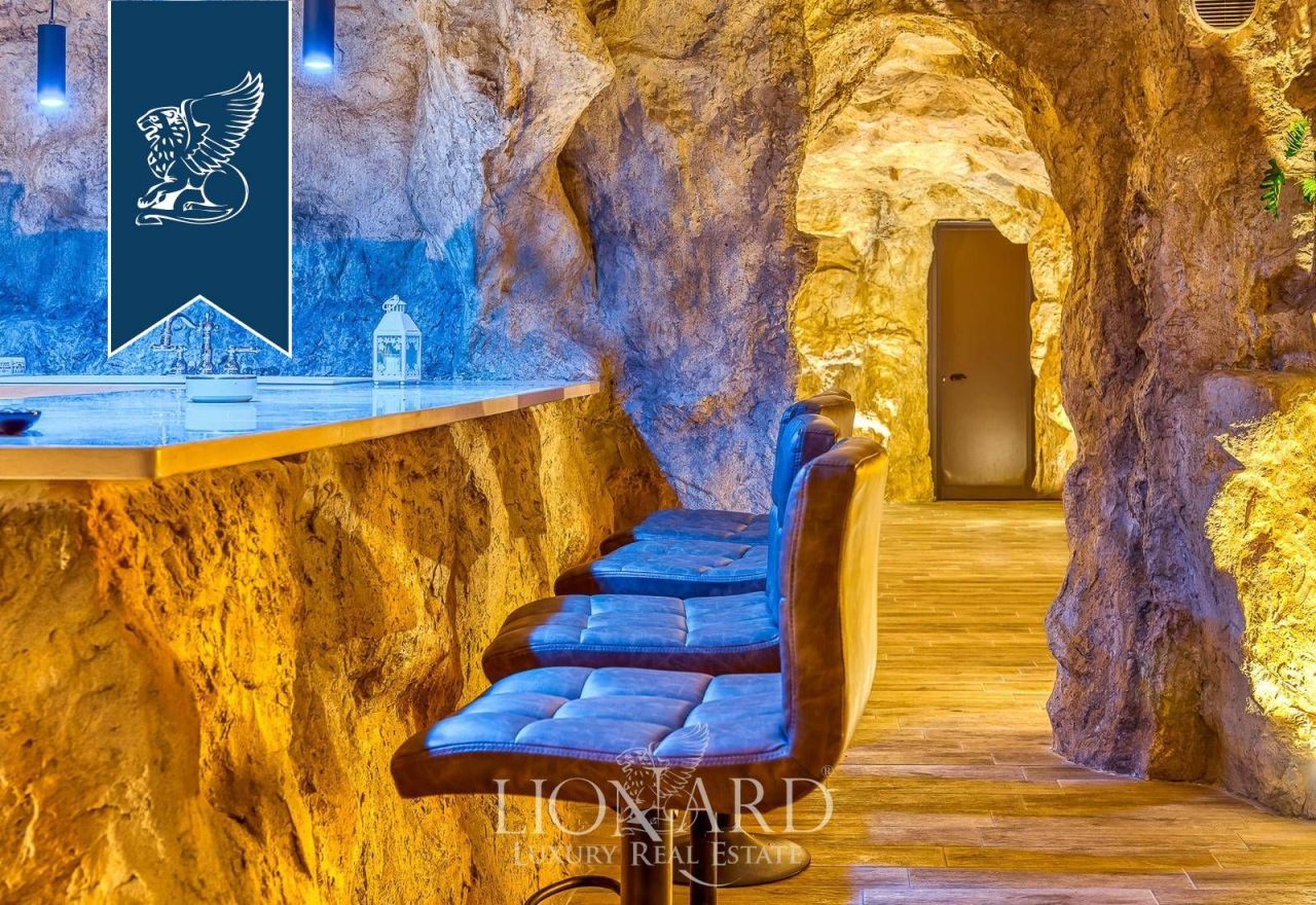 Вилла в Салерно, Италия, 1 200 м² - фото 18