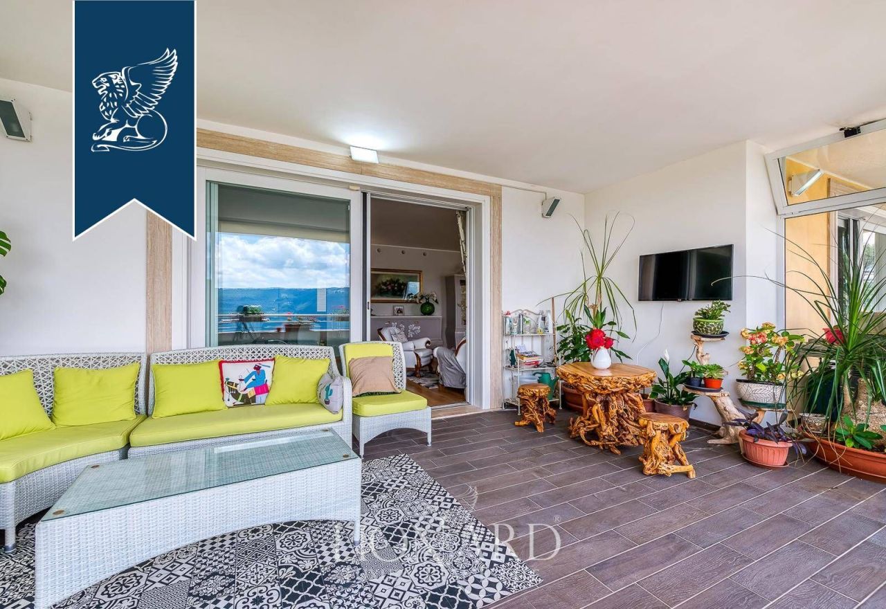 Вилла в Риме, Италия, 550 м² - фото 18