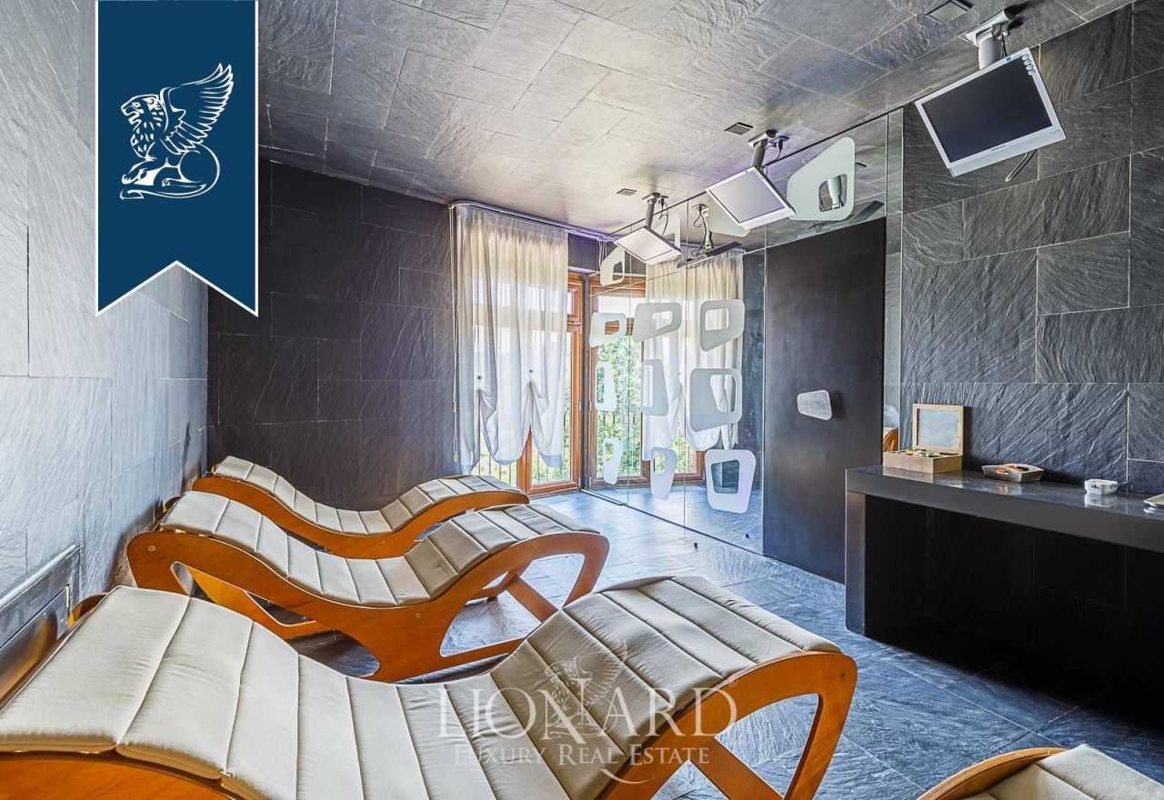 Дом в Коллаццоне, Италия, 5 800 м² - фото 18