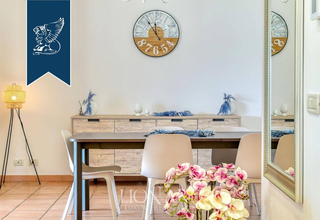 Вилла в Сан-Феличе-Чирчео, Италия, 600 м² - фото 18