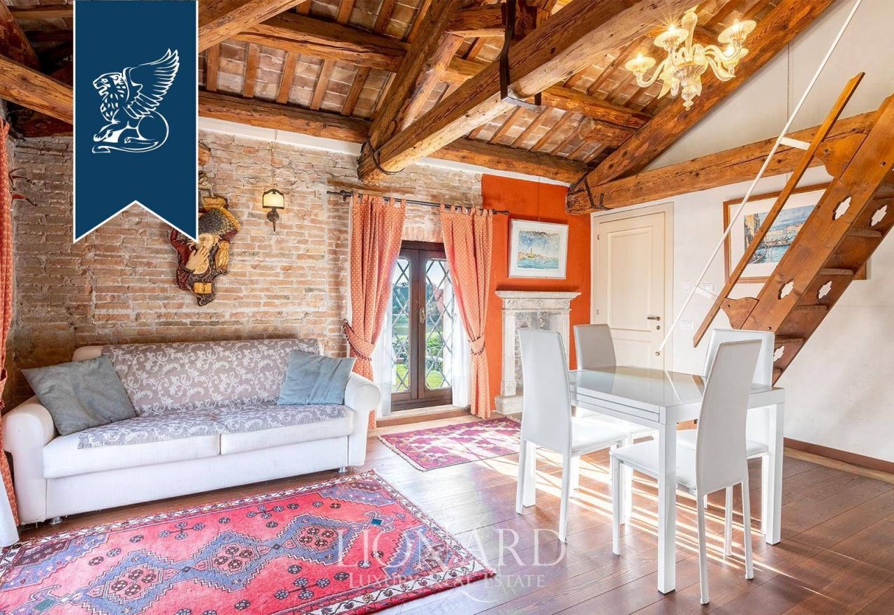 Ферма в Ровиго, Италия, 800 м² - фото 18