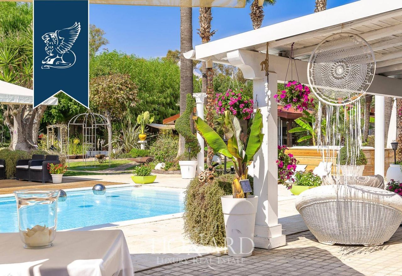 Вилла в Латина, Италия, 1 176 м² - фото 18