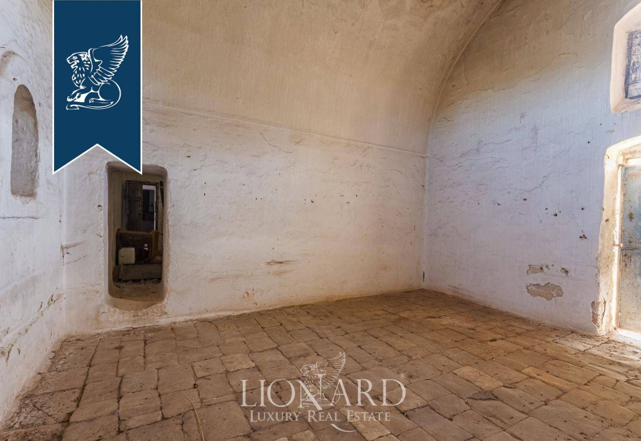 Ферма в Таранто, Италия, 1 200 м² - фото 18