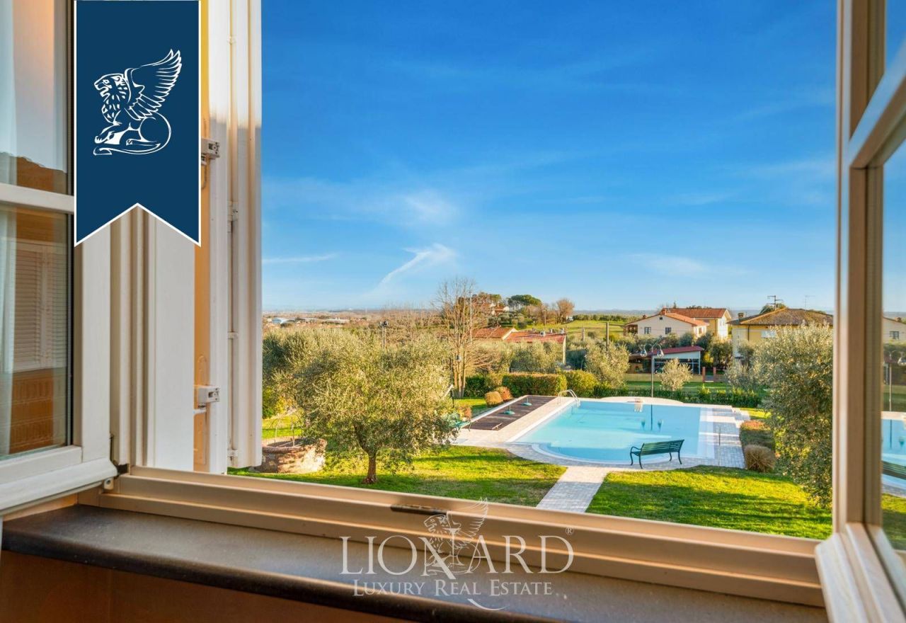 Вилла в Лукке, Италия, 1 680 м² - фото 18