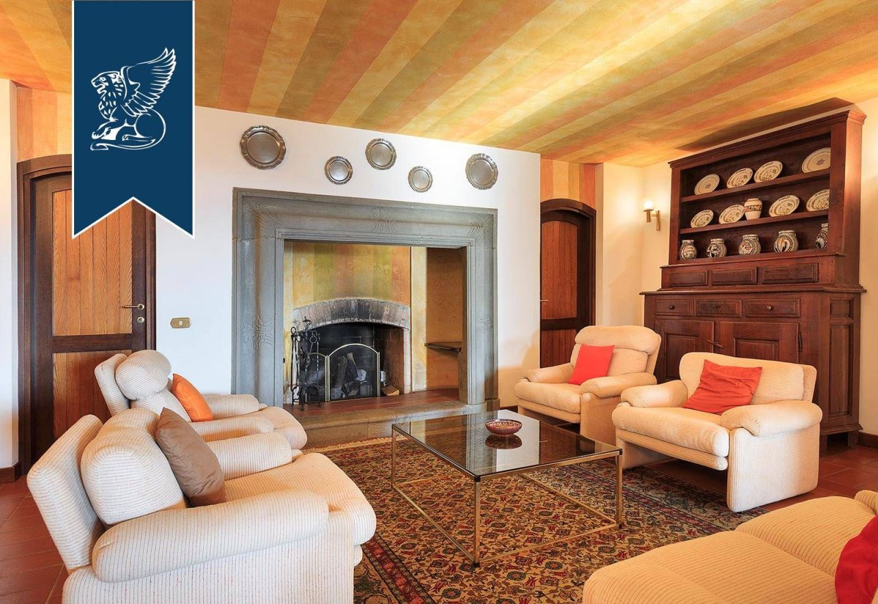 Вилла в Бергамо, Италия, 1 500 м² - фото 18