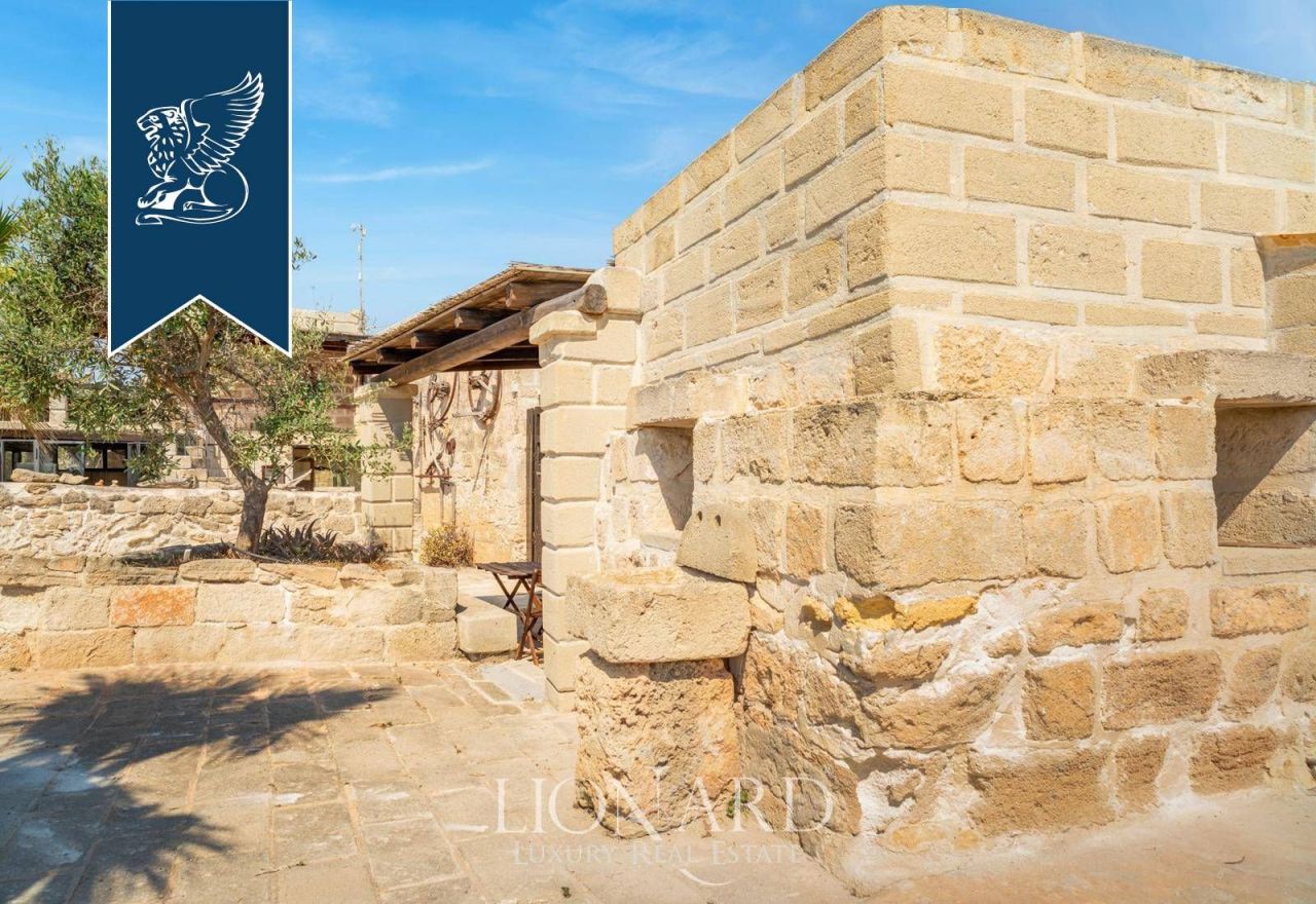 Вилла в Фавиньяне, Италия, 350 м² - фото 18