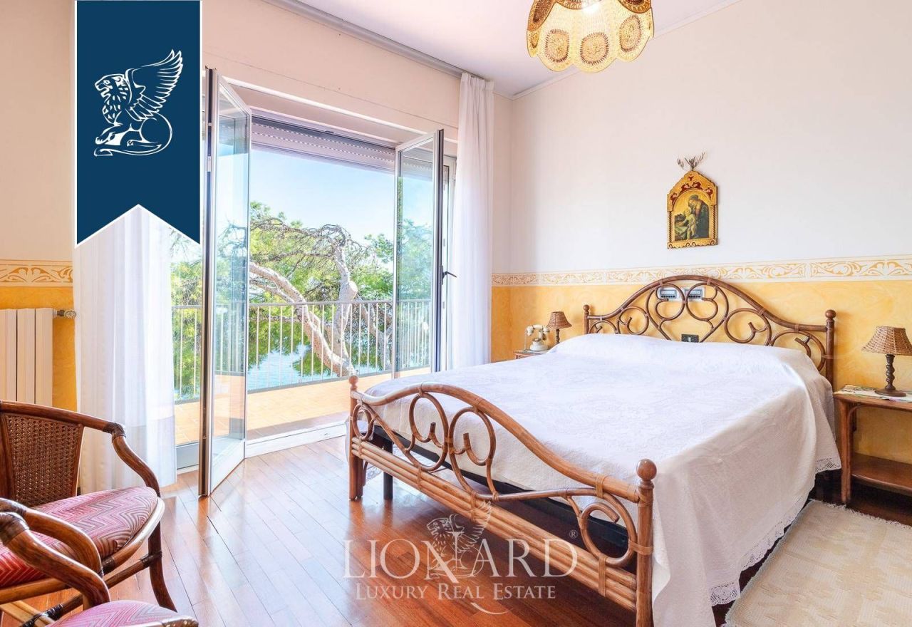 Вилла в Бордигере, Италия, 750 м² - фото 18