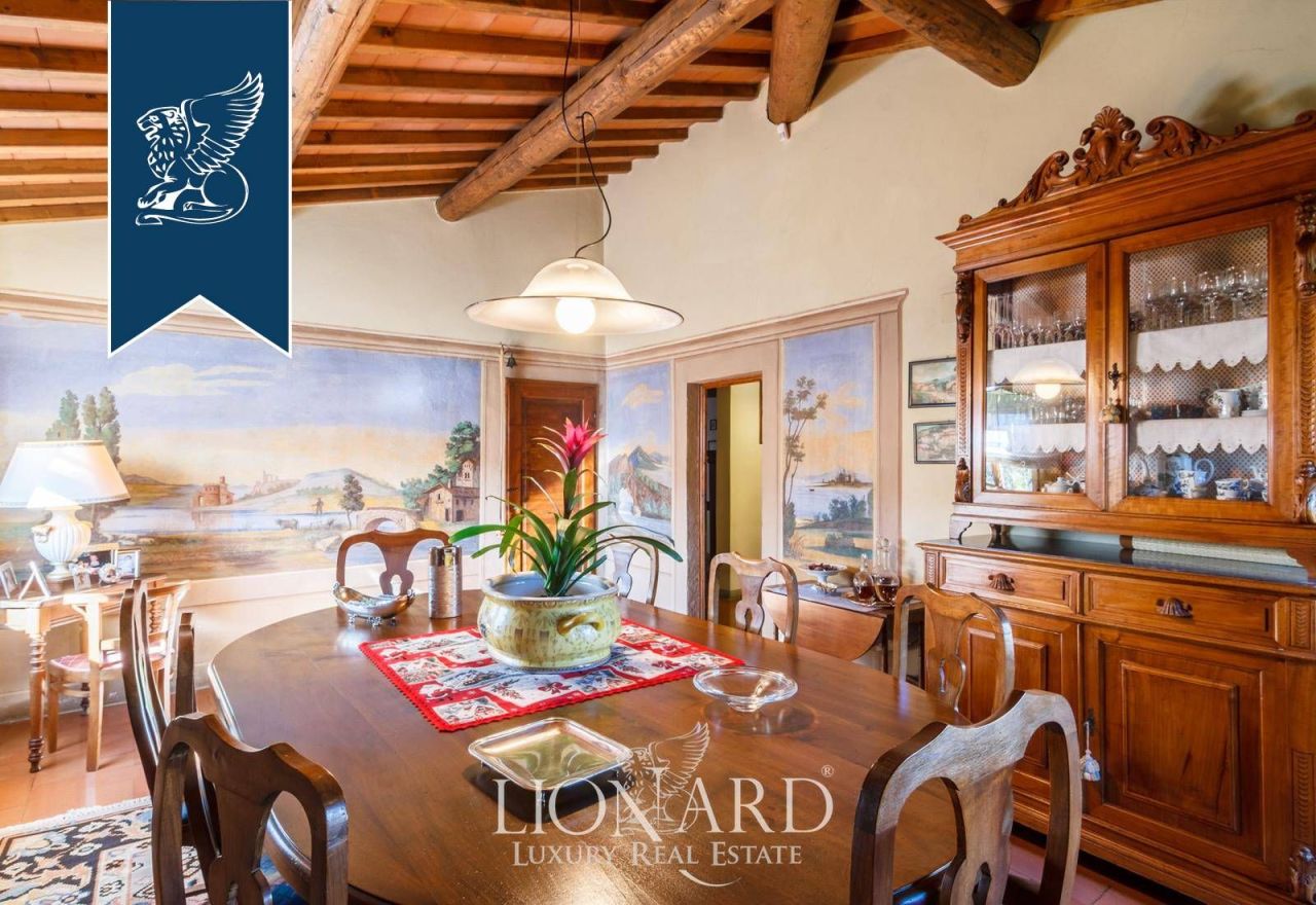 Ферма в Прато, Италия, 250 м² - фото 17