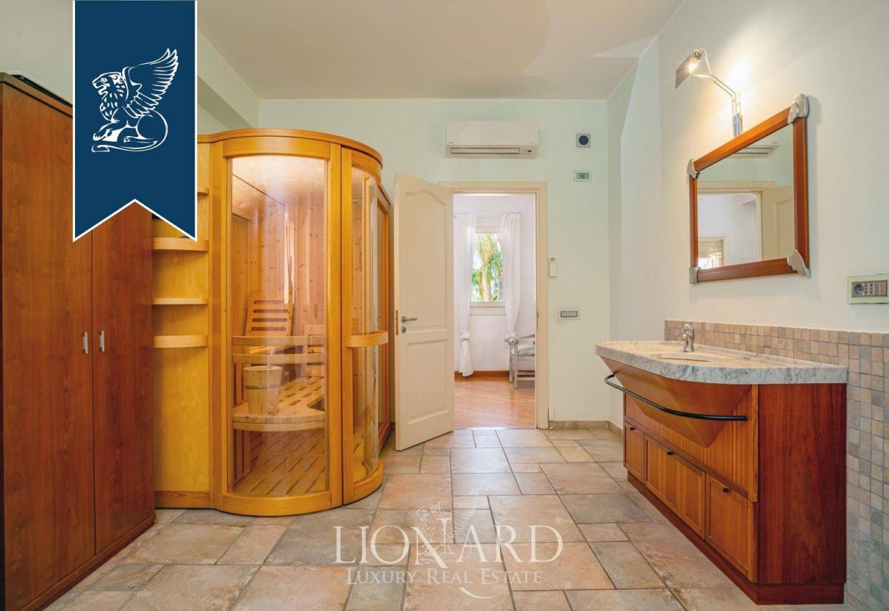 Вилла в Сиракузах, Италия, 880 м² - фото 17