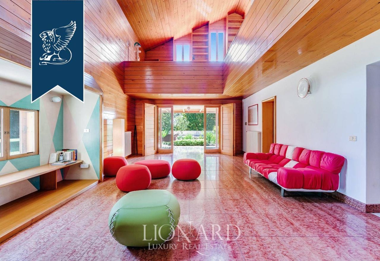 Вилла в Тревизо, Италия, 670 м² - фото 18