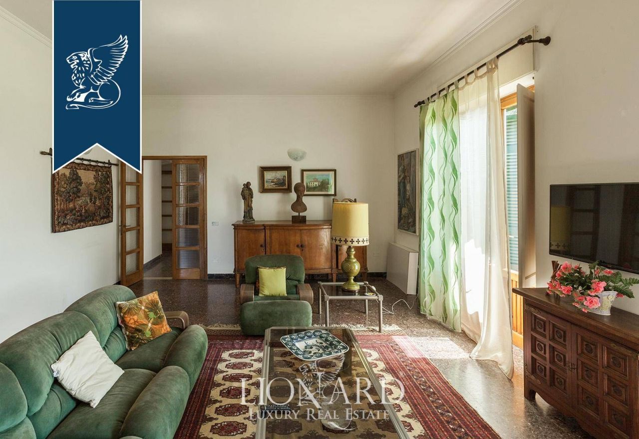 Вилла во Флоренции, Италия, 1 350 м² - фото 17