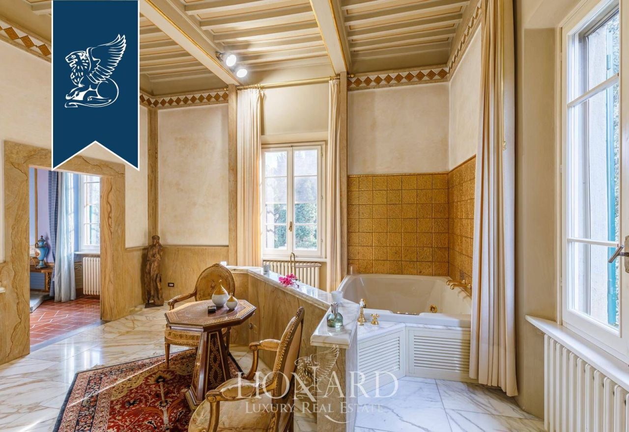 Вилла во Флоренции, Италия, 1 600 м² - фото 17