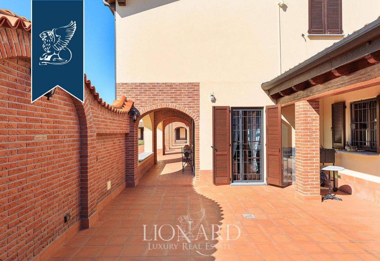 Вилла в Милане, Италия, 3 001 м² - фото 17