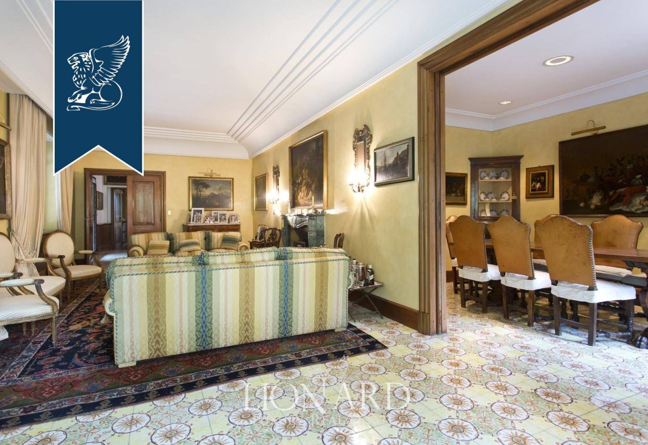 Вилла в Риме, Италия, 1 000 м² - фото 17