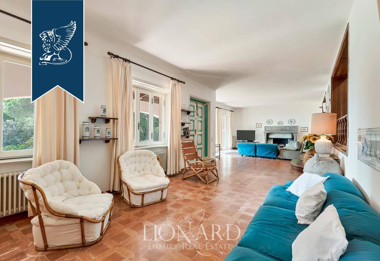 Вилла в Ливорно, Италия, 500 м² - фото 16
