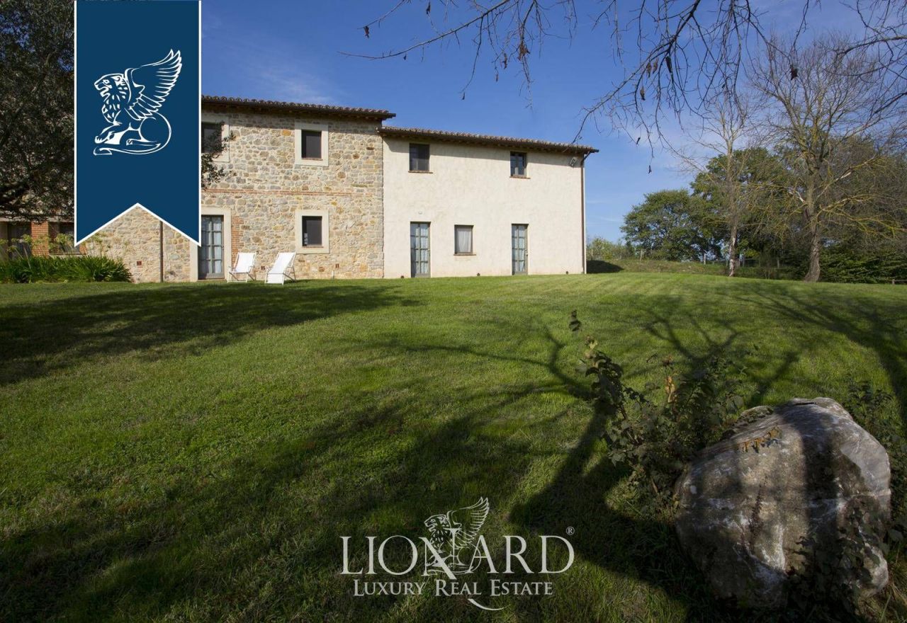 Ферма в Монтегаббьоне, Италия, 1 000 м² - фото 16