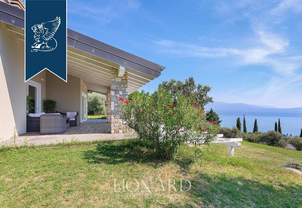 Вилла в Брешии, Италия, 805 м² - фото 17