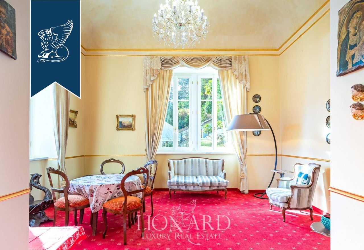 Вилла в Вербании, Италия, 1 000 м² - фото 17