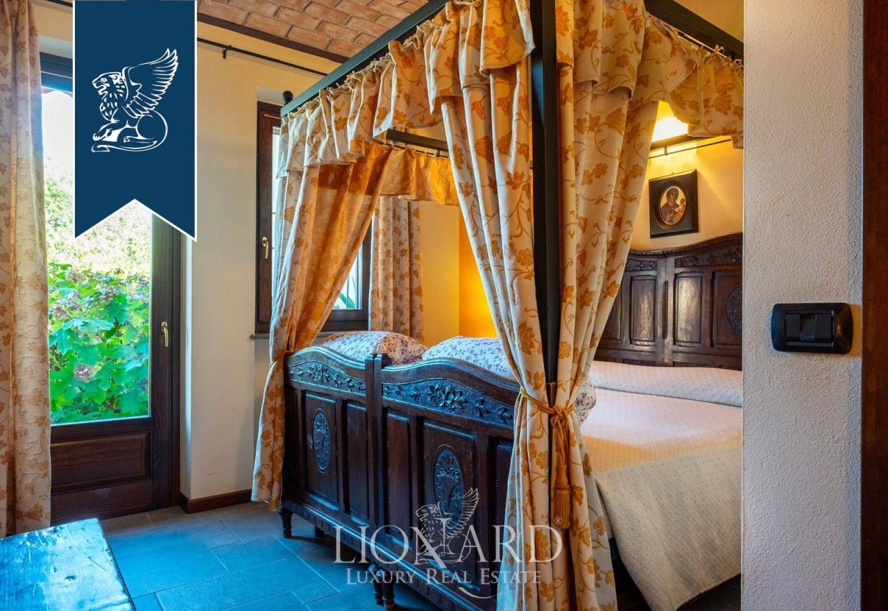 Вилла в Кунео, Италия, 700 м² - фото 17