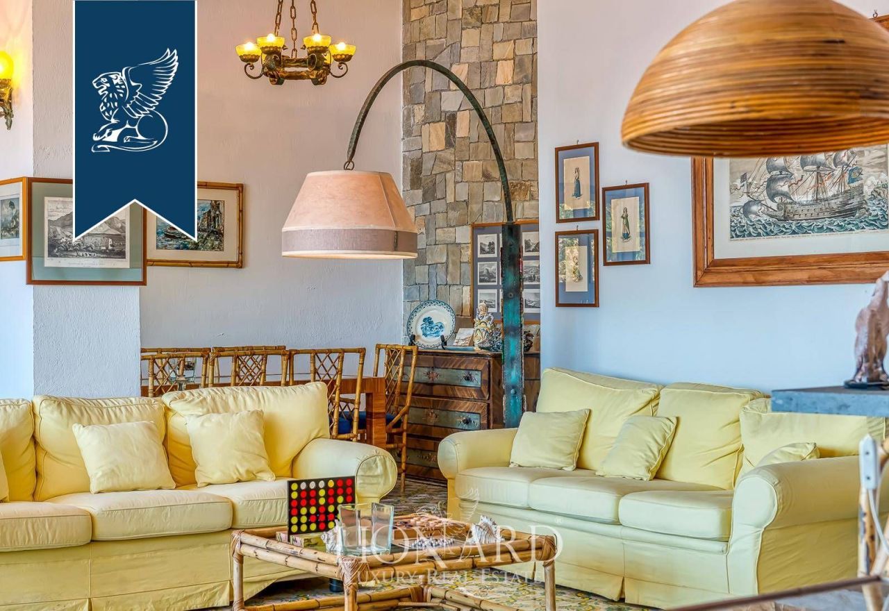 Вилла в Искье, Италия, 450 м² - фото 17