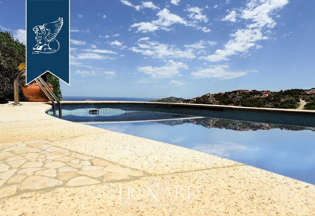 Вилла в Порто Черво, Италия, 340 м² - фото 17