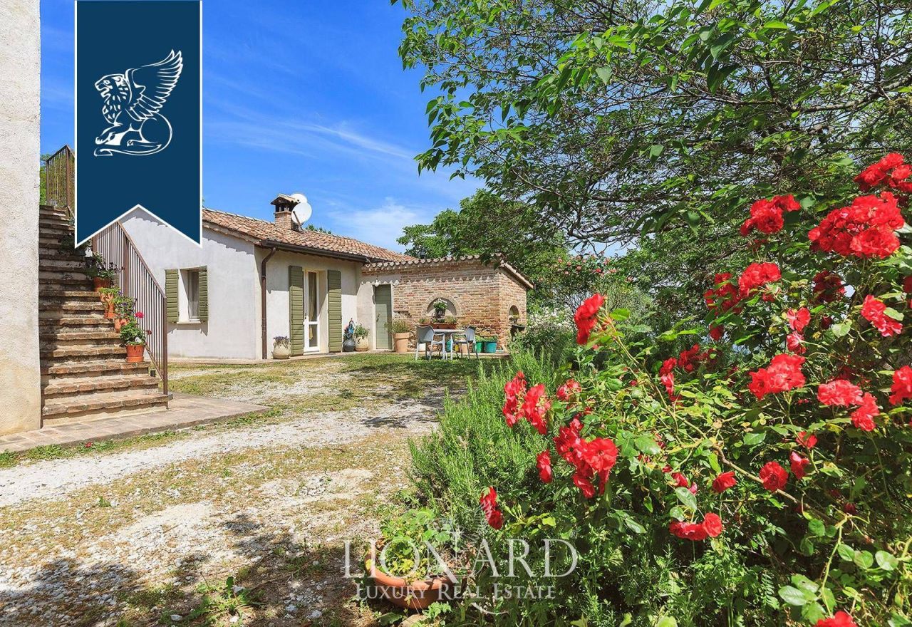 Замок в Форли-Чезене, Италия, 1 000 м² - фото 16