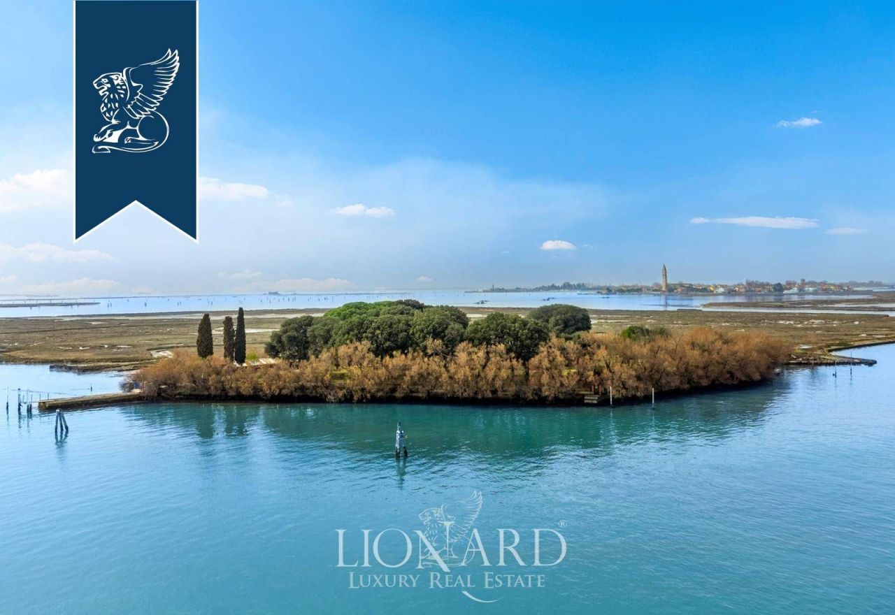 Вилла в Венеции, Италия, 215 м² - фото 18