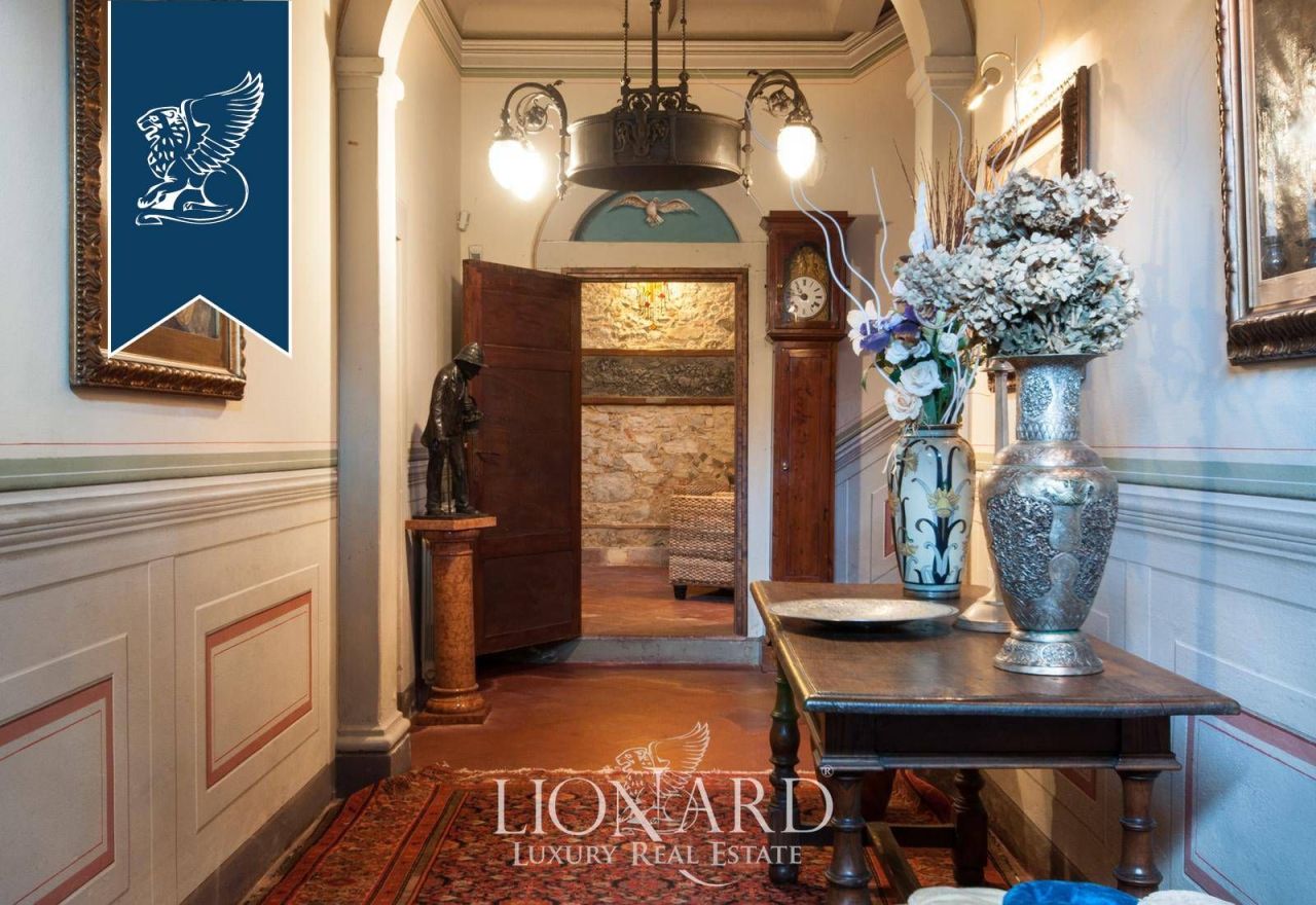 Вилла в Камайоре, Италия, 500 м² - фото 18