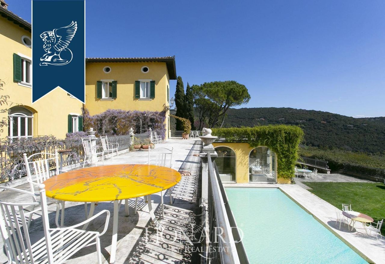 Вилла в Перудже, Италия, 2 100 м² - фото 19