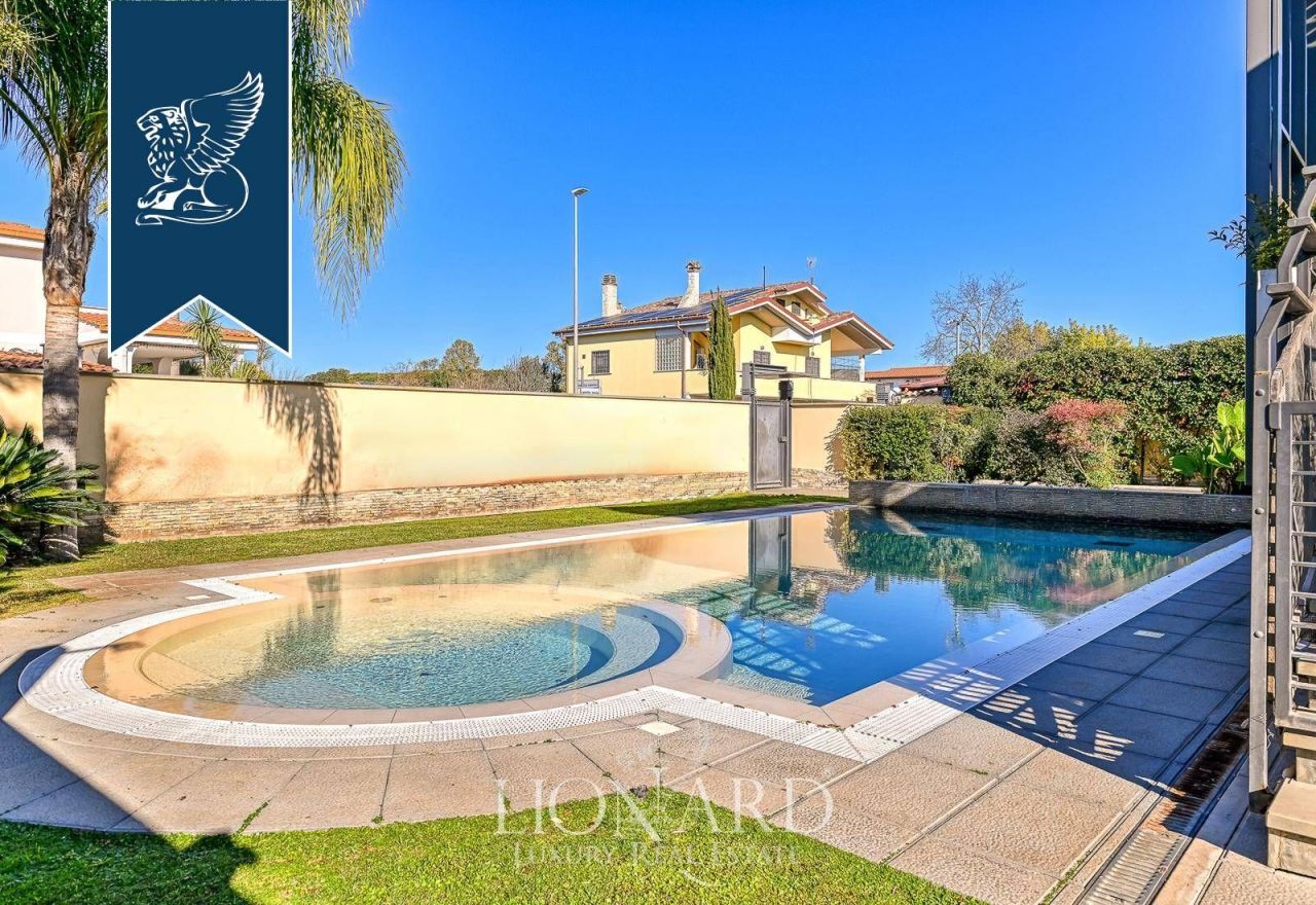 Вилла в Риме, Италия, 300 м² - фото 19