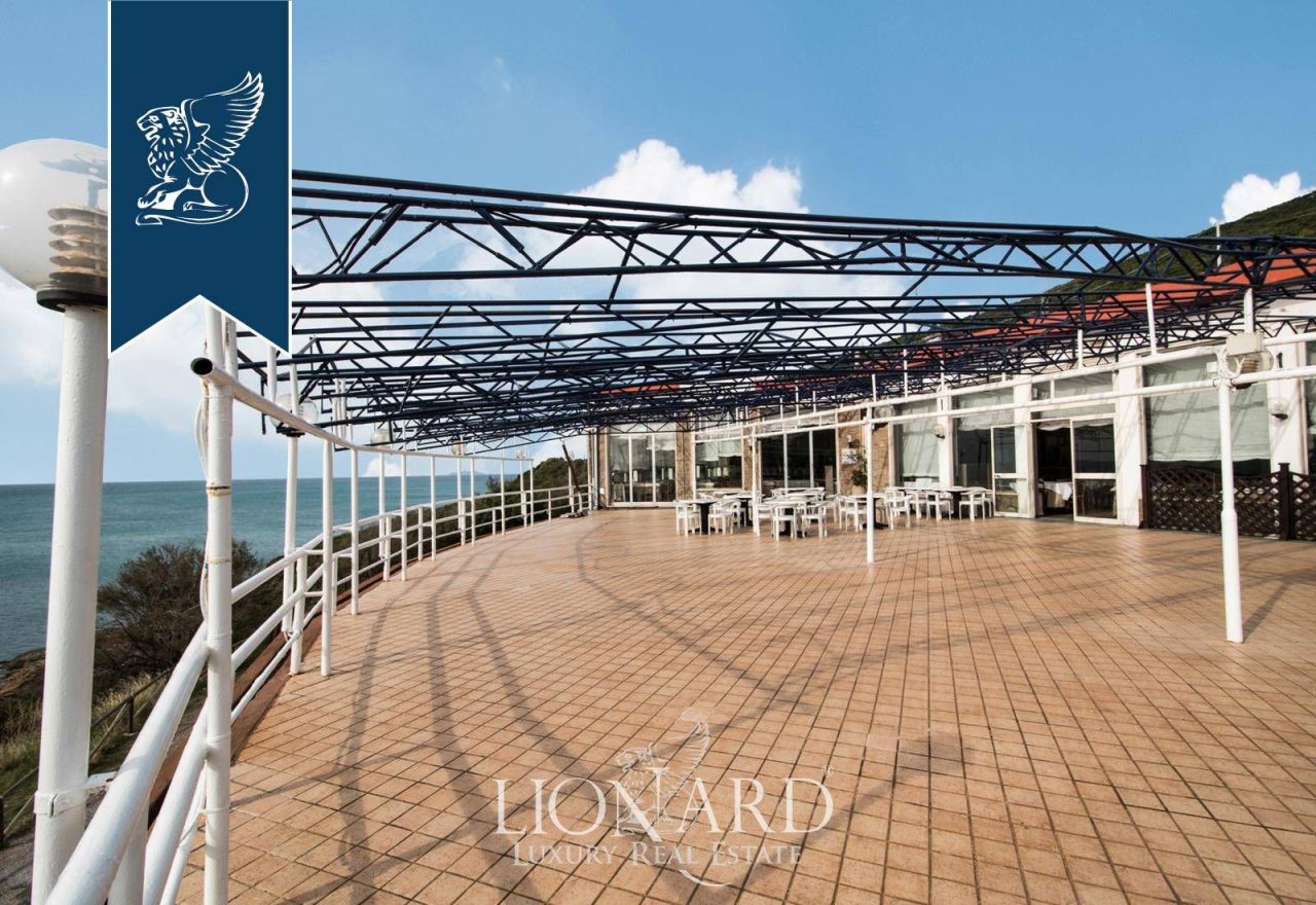 Отель, гостиница в Ливорно, Италия, 860 м² - фото 19