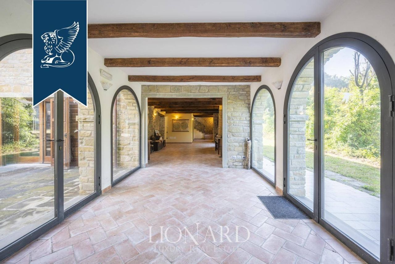 Вилла во Флоренции, Италия, 1 600 м² - фото 19