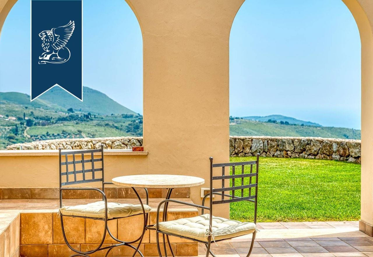 Дом в Латина, Италия, 400 м² - фото 19