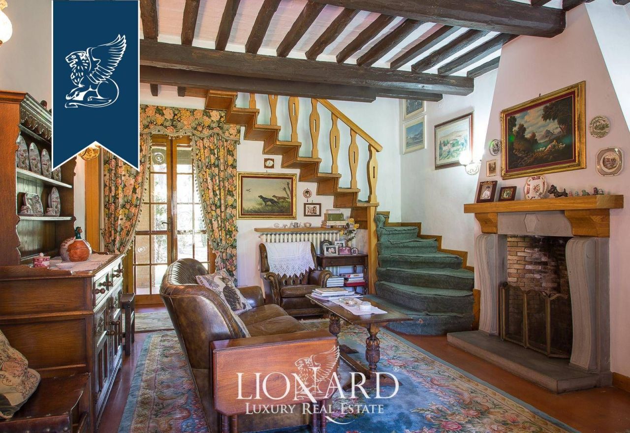 Вилла в Лукке, Италия, 700 м² - фото 19