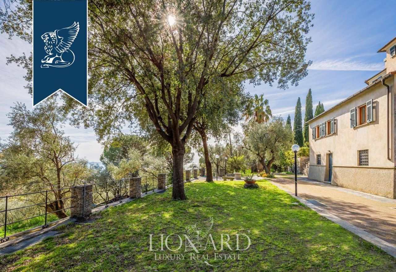 Вилла в Генуе, Италия, 790 м² - фото 19