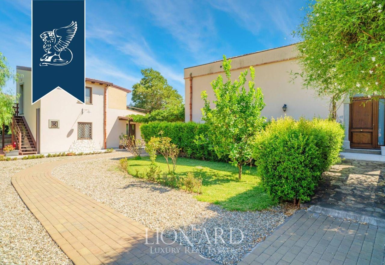 Ферма в Катании, Италия, 897 м² - фото 19