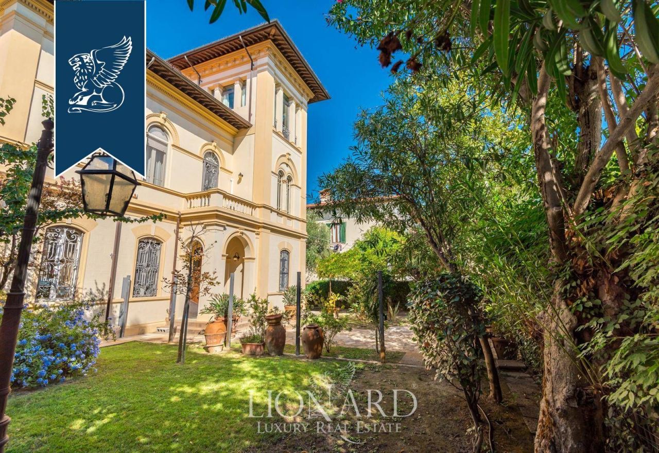 Вилла в Пизе, Италия, 400 м² - фото 19