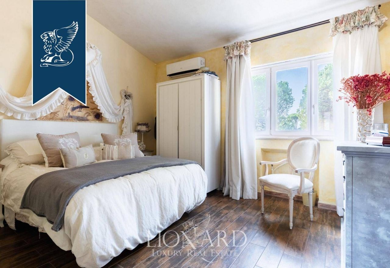 Вилла в Риме, Италия, 3 200 м² - фото 19