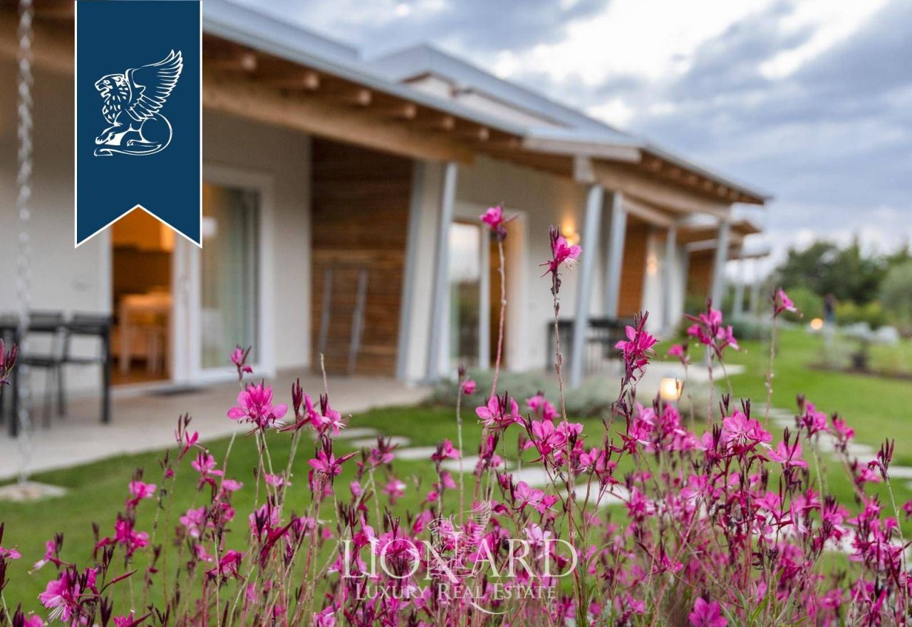 Отель, гостиница в Гроссето, Италия, 4 200 м² - фото 19