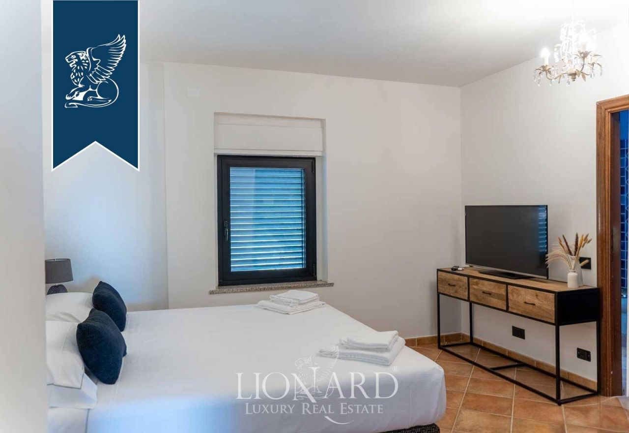 Вилла в Ольбии, Италия, 500 м² - фото 19