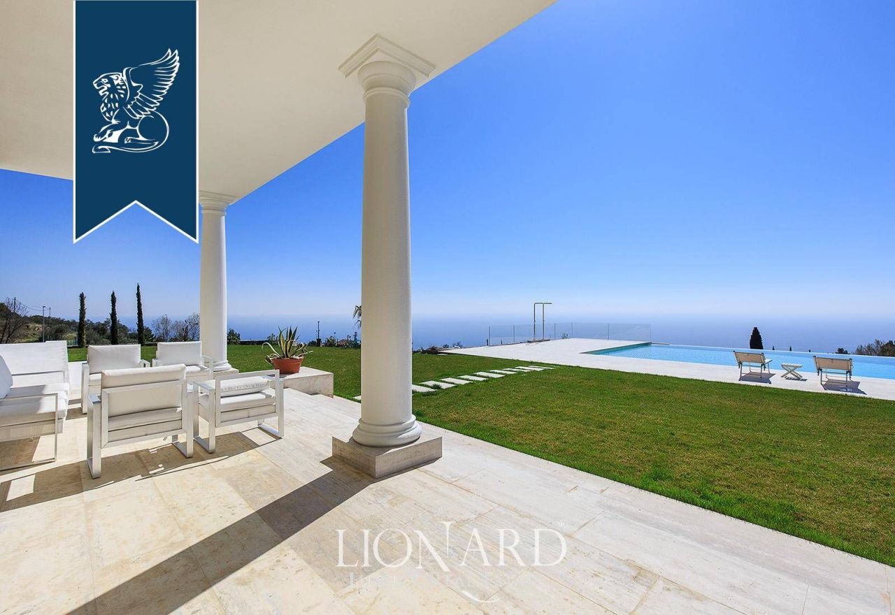 Вилла в Империи, Италия, 800 м² - фото 19