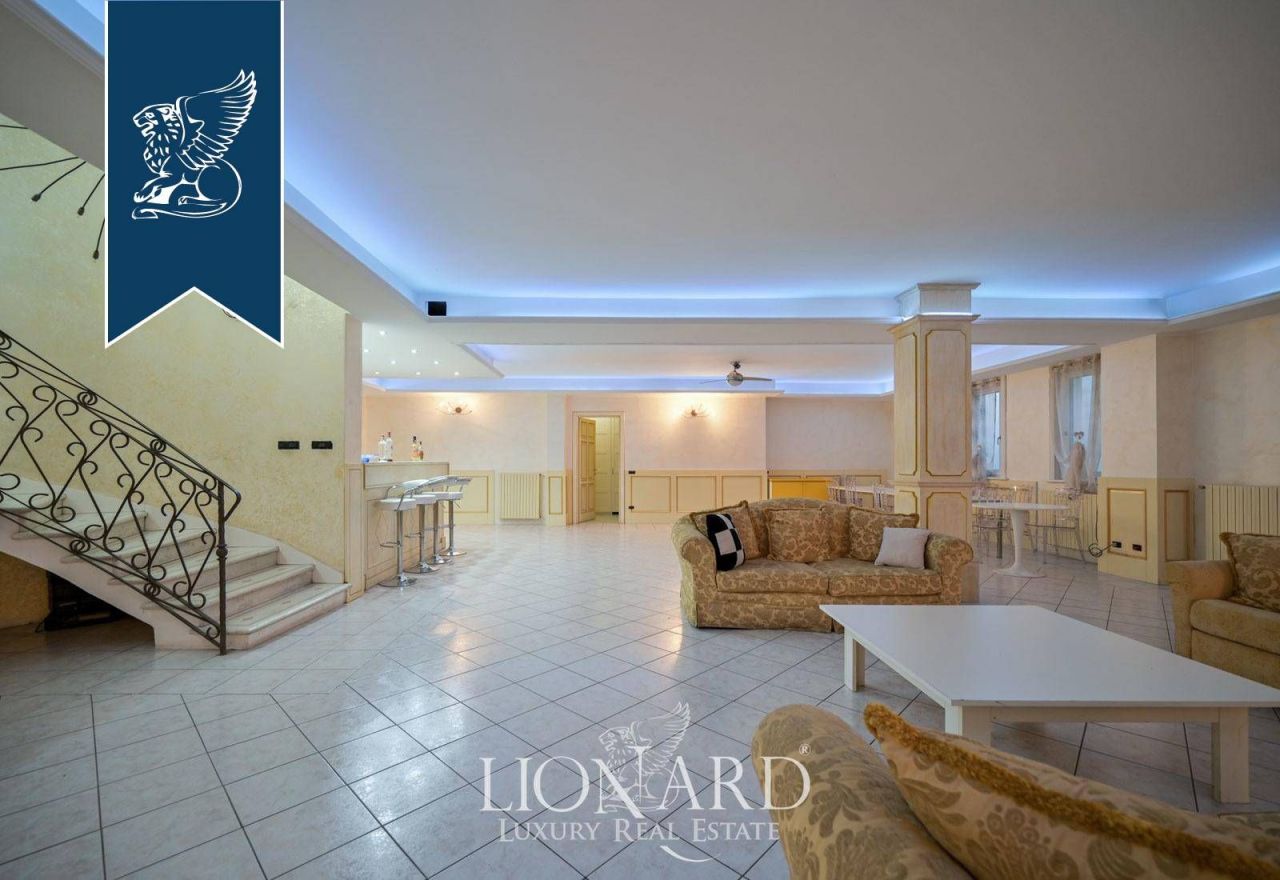 Вилла в Милане, Италия, 1 284 м² - фото 19