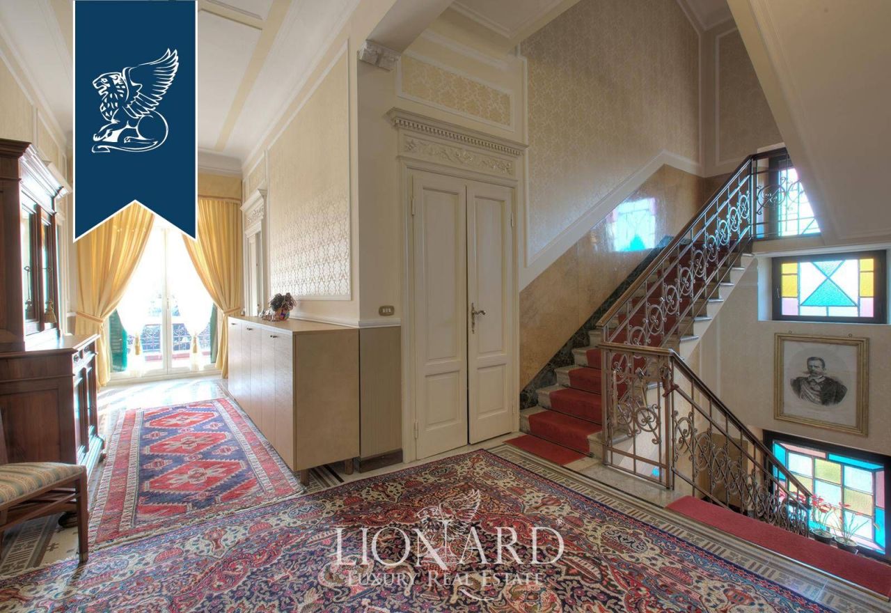 Вилла в Милане, Италия, 560 м² - фото 19