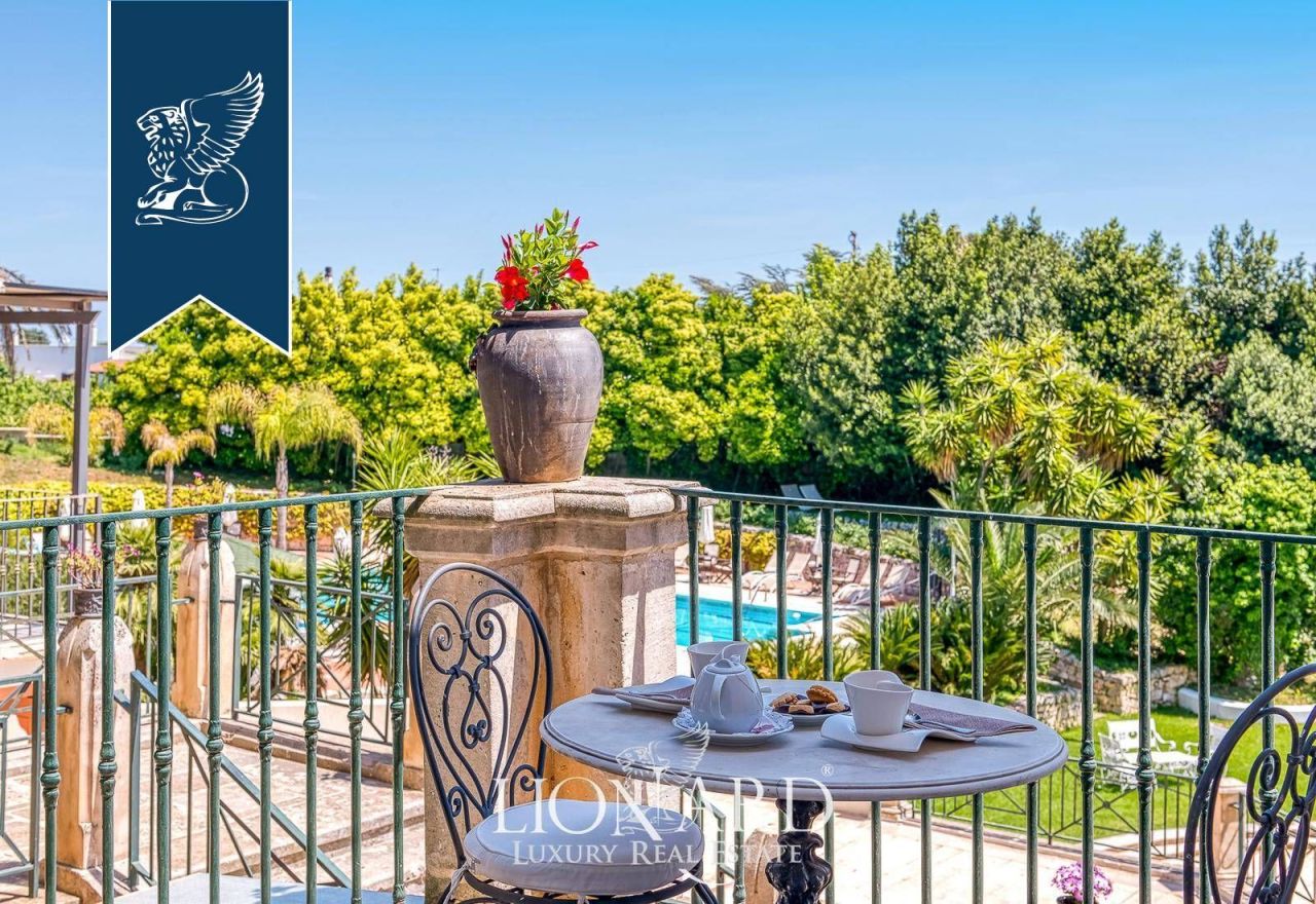 Вилла в Остуни, Италия, 2 000 м² - фото 19