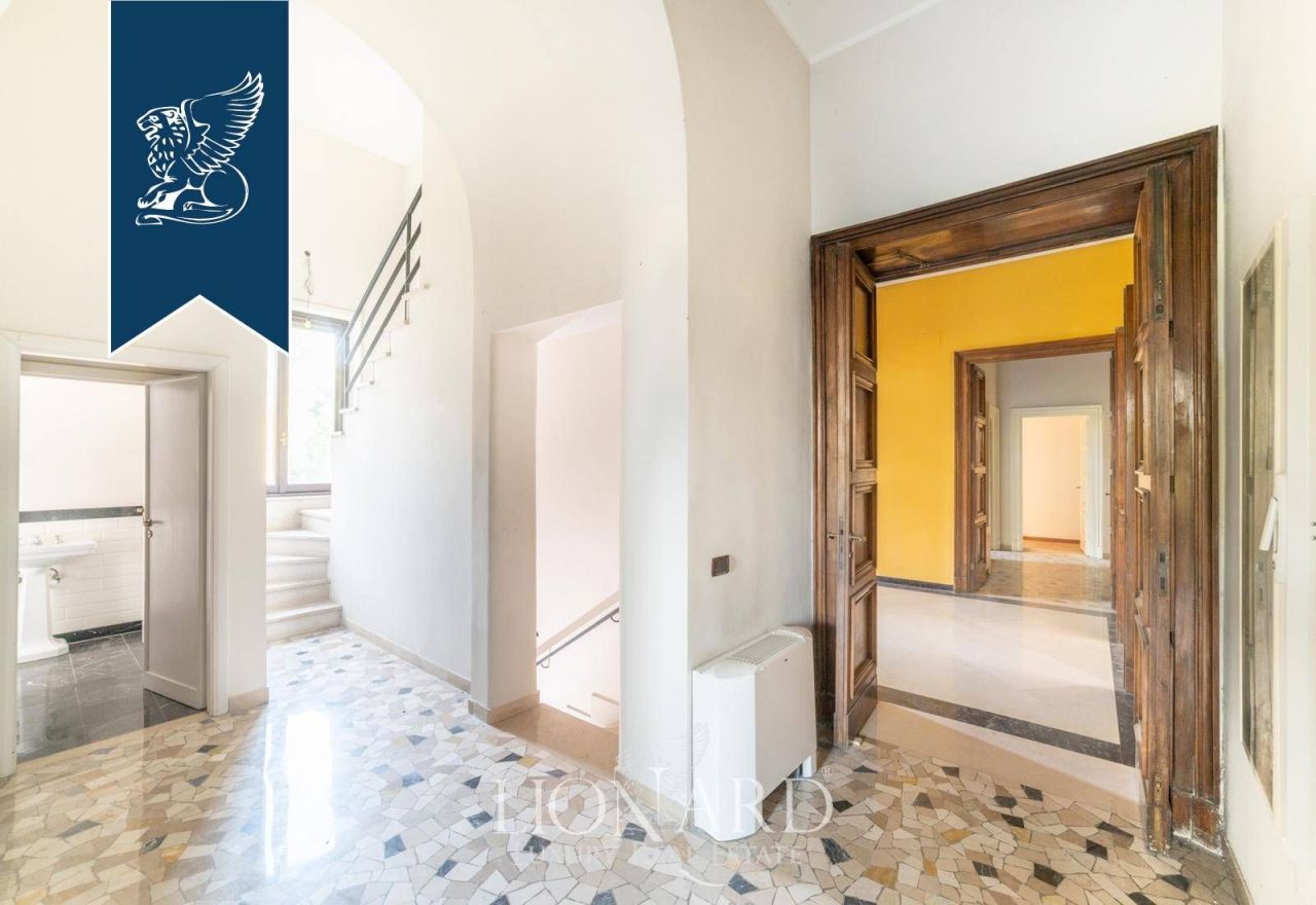 Вилла в Риме, Италия, 1 600 м² - фото 19