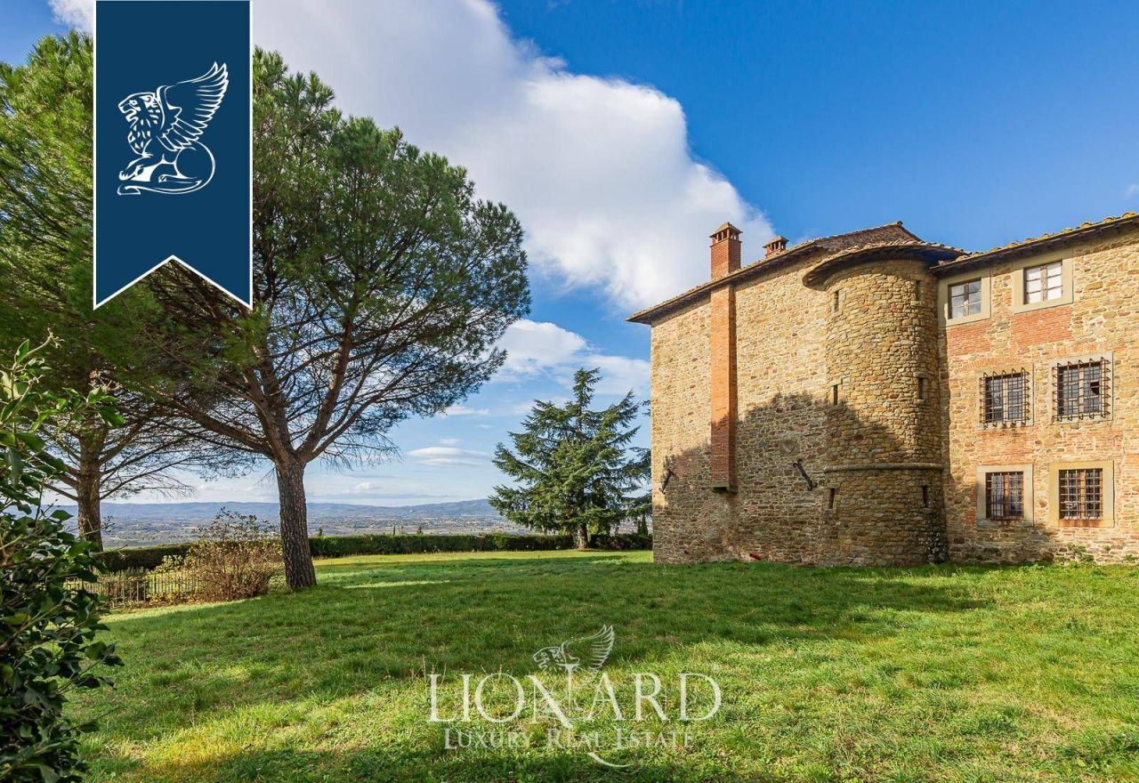 Замок в Ареццо, Италия, 3 000 м² - фото 19