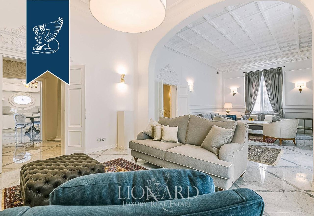 Вилла во Флоренции, Италия, 750 м² - фото 19