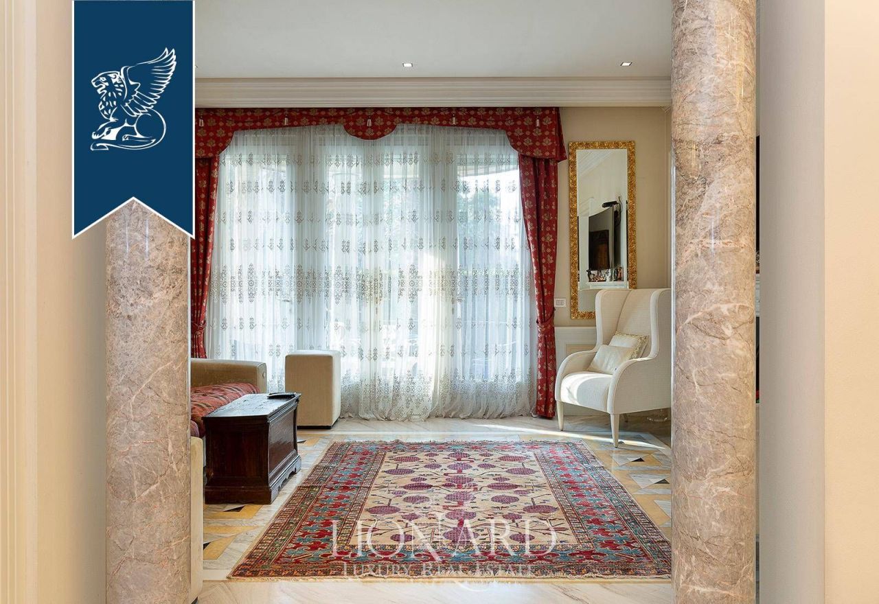 Вилла в Венеции, Италия, 600 м² - фото 19