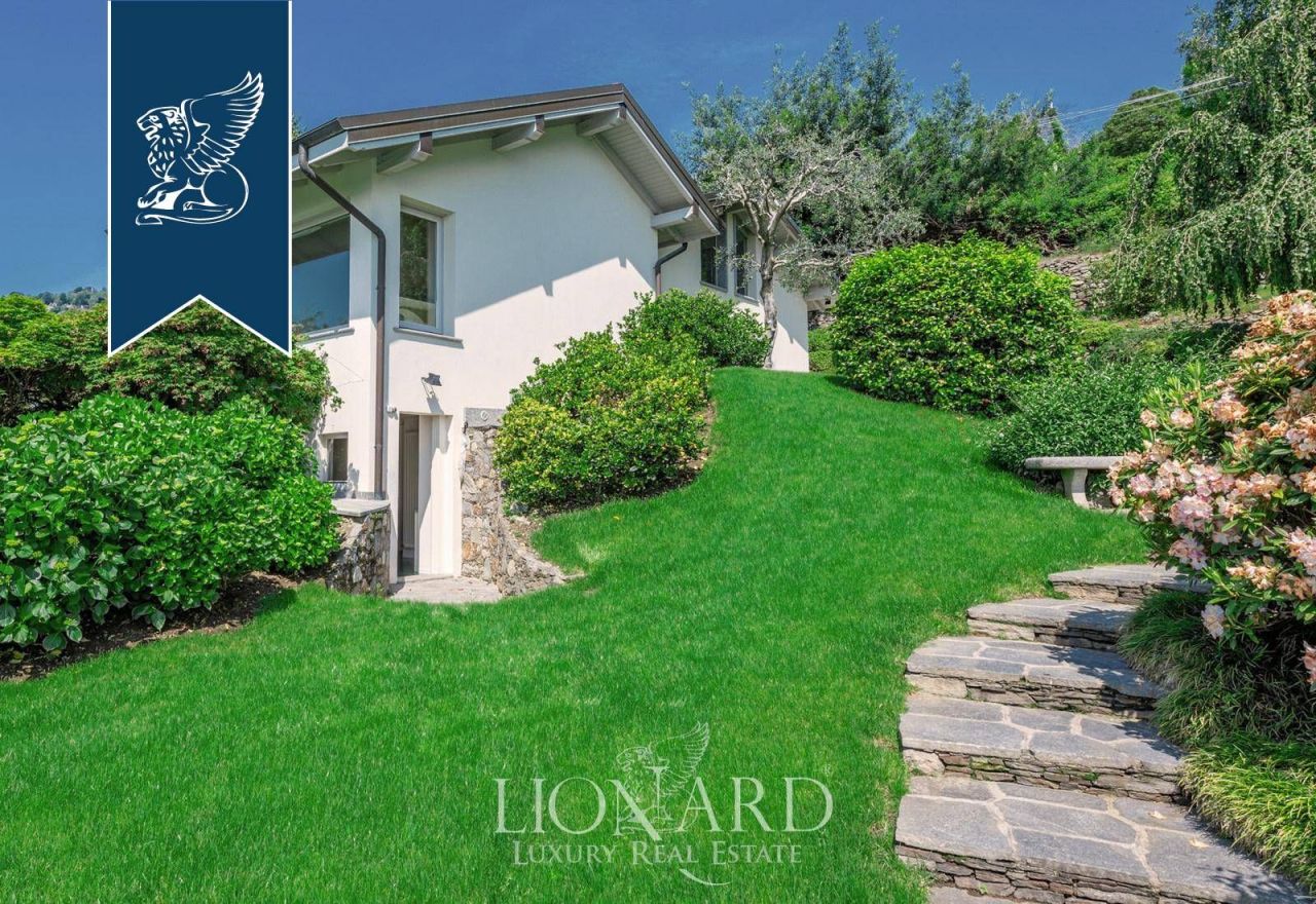 Вилла в Лезе, Италия, 360 м² - фото 18